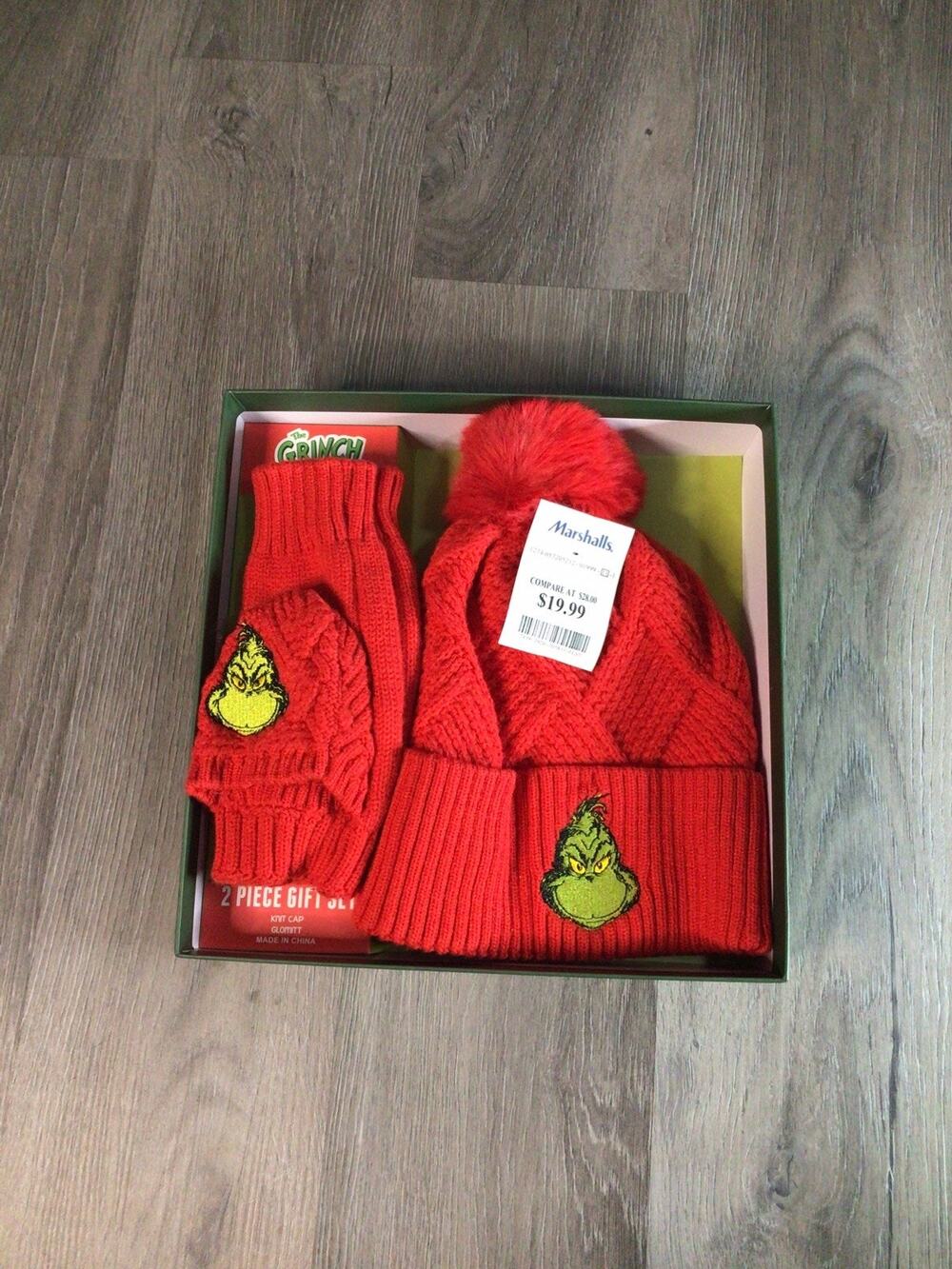 Dr. Seuss The Grinch Knit Cap and Glomitt 2 Piece Gift Set New